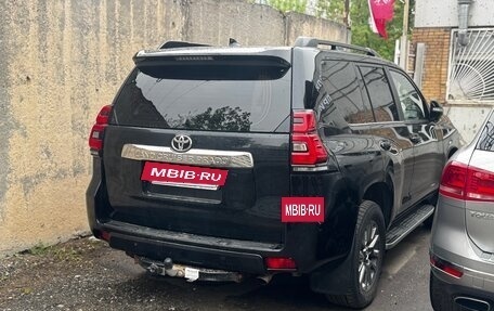 Toyota Land Cruiser Prado 150 рестайлинг 2, 2018 год, 4 170 000 рублей, 5 фотография