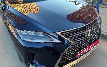 Lexus RX IV рестайлинг, 2020 год, 3 850 000 рублей, 2 фотография