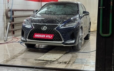 Lexus RX IV рестайлинг, 2020 год, 3 850 000 рублей, 9 фотография