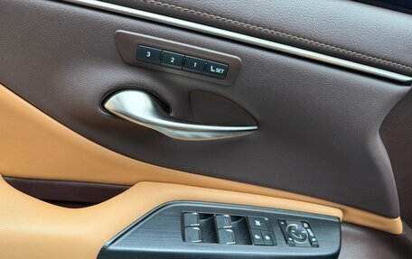 Lexus ES VII, 2021 год, 4 000 000 рублей, 13 фотография