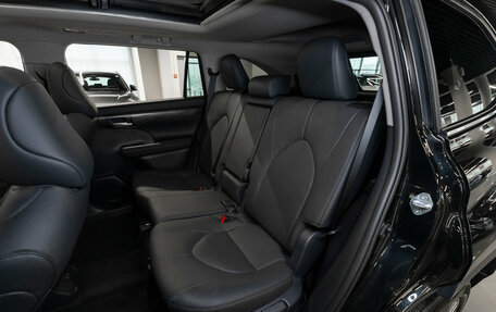Toyota Highlander, 2025 год, 5 350 000 рублей, 14 фотография