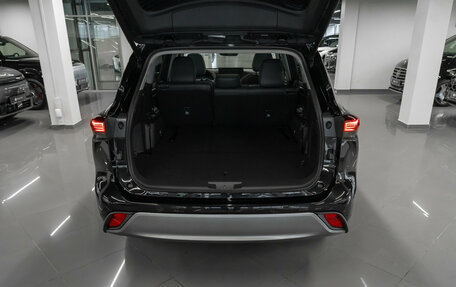 Toyota Highlander, 2025 год, 5 350 000 рублей, 28 фотография