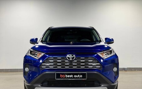 Toyota RAV4, 2021 год, 3 370 000 рублей, 3 фотография