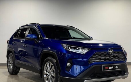 Toyota RAV4, 2021 год, 3 370 000 рублей, 4 фотография