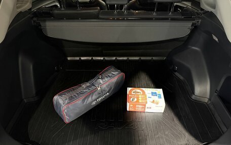 Toyota RAV4, 2021 год, 3 370 000 рублей, 31 фотография