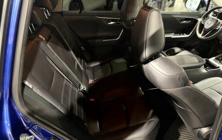 Toyota RAV4, 2021 год, 3 370 000 рублей, 32 фотография