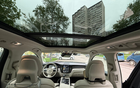 Volvo XC60 II, 2018 год, 4 000 000 рублей, 12 фотография