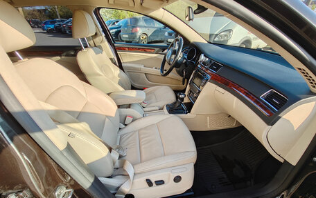 Skoda Superb III рестайлинг, 2012 год, 1 040 000 рублей, 12 фотография