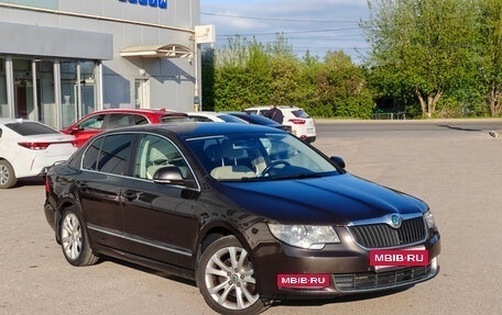 Skoda Superb III рестайлинг, 2012 год, 1 040 000 рублей, 5 фотография