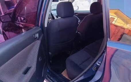 Toyota Matrix, 2003 год, 280 000 рублей, 8 фотография