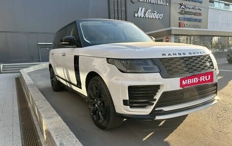 Land Rover Range Rover IV рестайлинг, 2019 год, 6 990 000 рублей, 2 фотография