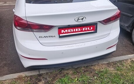 Hyundai Elantra VI рестайлинг, 2016 год, 1 560 000 рублей, 4 фотография