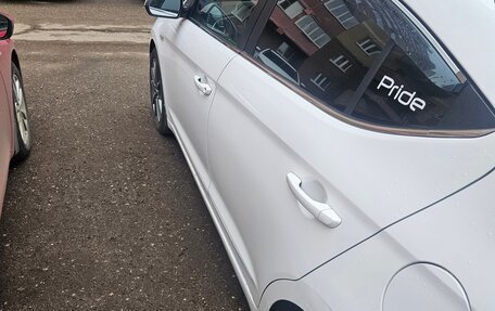 Hyundai Elantra VI рестайлинг, 2016 год, 1 560 000 рублей, 5 фотография