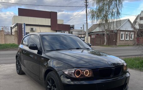BMW 1 серия, 2011 год, 670 000 рублей, 5 фотография