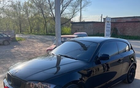 BMW 1 серия, 2011 год, 670 000 рублей, 3 фотография
