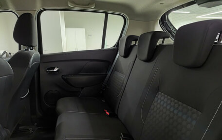 Renault Sandero II рестайлинг, 2015 год, 923 000 рублей, 15 фотография