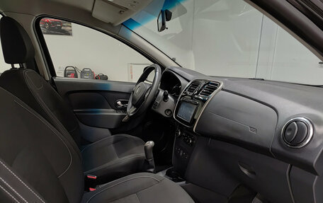 Renault Sandero II рестайлинг, 2015 год, 923 000 рублей, 13 фотография