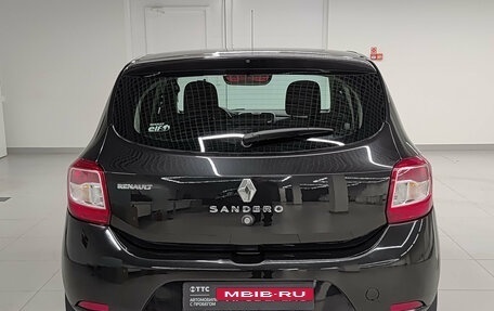 Renault Sandero II рестайлинг, 2015 год, 923 000 рублей, 7 фотография