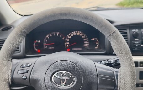 Toyota Corolla, 2004 год, 550 000 рублей, 12 фотография