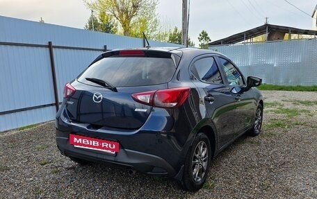 Mazda Demio IV, 2014 год, 930 000 рублей, 6 фотография