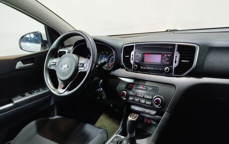 KIA Sportage IV рестайлинг, 2018 год, 1 640 000 рублей, 14 фотография