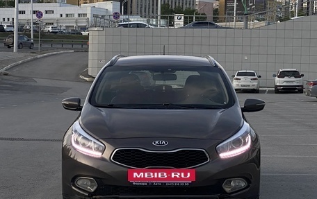 KIA cee'd III, 2014 год, 1 050 000 рублей, 2 фотография