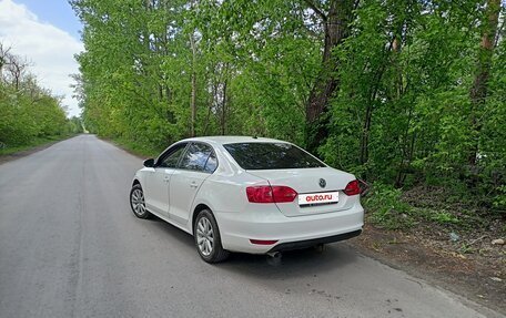Volkswagen Jetta VI, 2013 год, 790 000 рублей, 4 фотография