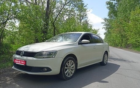 Volkswagen Jetta VI, 2013 год, 790 000 рублей, 2 фотография