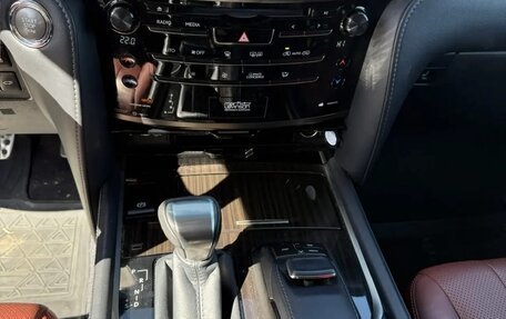 Lexus LX III, 2017 год, 9 500 000 рублей, 15 фотография
