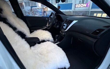 Hyundai Solaris II рестайлинг, 2013 год, 999 999 рублей, 8 фотография