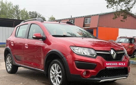 Renault Sandero II рестайлинг, 2017 год, 793 000 рублей, 2 фотография