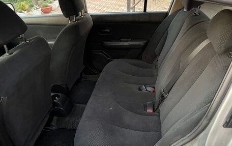 Nissan Tiida, 2011 год, 650 000 рублей, 6 фотография