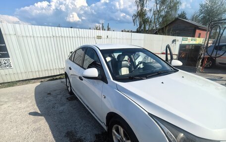 Chevrolet Cruze II, 2010 год, 350 000 рублей, 8 фотография