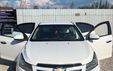Chevrolet Cruze II, 2010 год, 350 000 рублей, 10 фотография