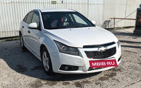 Chevrolet Cruze II, 2010 год, 350 000 рублей, 3 фотография