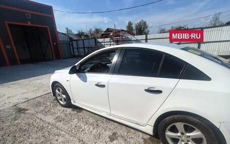 Chevrolet Cruze II, 2010 год, 350 000 рублей, 7 фотография
