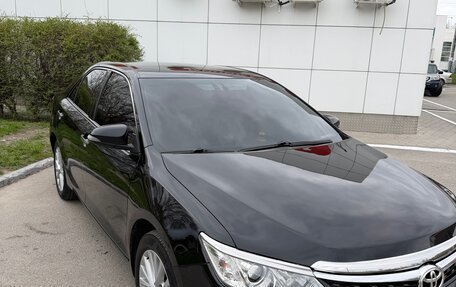 Toyota Camry, 2016 год, 2 100 000 рублей, 2 фотография