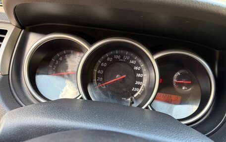 Nissan Tiida, 2010 год, 800 000 рублей, 8 фотография