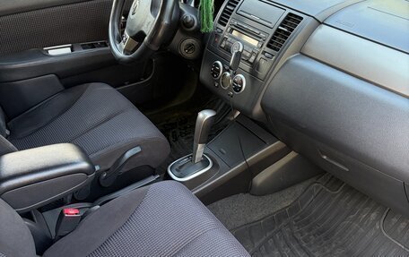 Nissan Tiida, 2010 год, 800 000 рублей, 5 фотография