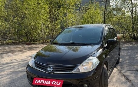 Nissan Tiida, 2010 год, 800 000 рублей, 3 фотография
