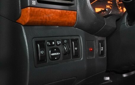 Toyota Avensis III рестайлинг, 2007 год, 999 000 рублей, 18 фотография