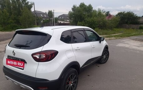 Renault Kaptur I рестайлинг, 2021 год, 1 530 000 рублей, 2 фотография