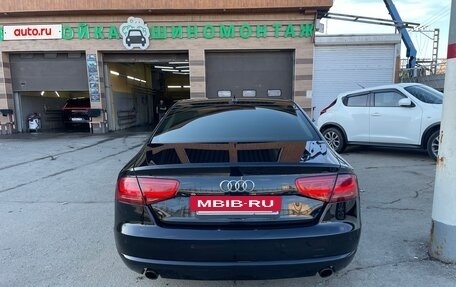 Audi A8, 2012 год, 1 950 000 рублей, 2 фотография