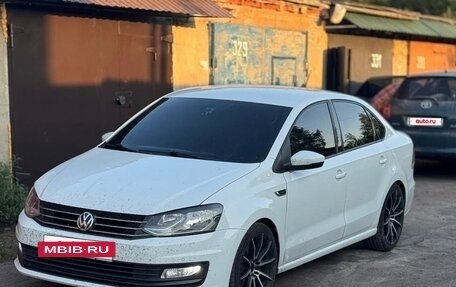 Volkswagen Polo VI (EU Market), 2018 год, 1 150 000 рублей, 5 фотография