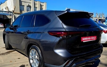 Toyota Highlander, 2021 год, 4 600 000 рублей, 6 фотография