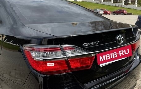 Toyota Camry, 2017 год, 2 250 000 рублей, 5 фотография