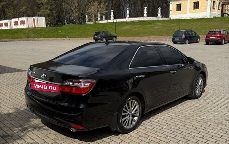 Toyota Camry, 2017 год, 2 250 000 рублей, 6 фотография