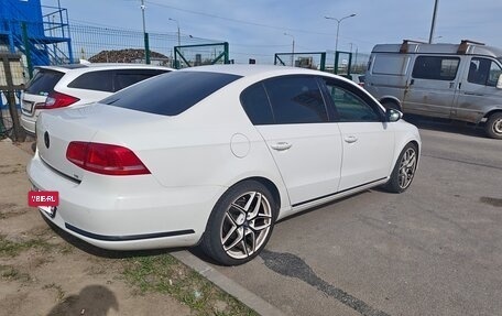 Volkswagen Passat B7, 2011 год, 900 000 рублей, 4 фотография