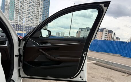 BMW 5 серия, 2019 год, 4 350 000 рублей, 8 фотография