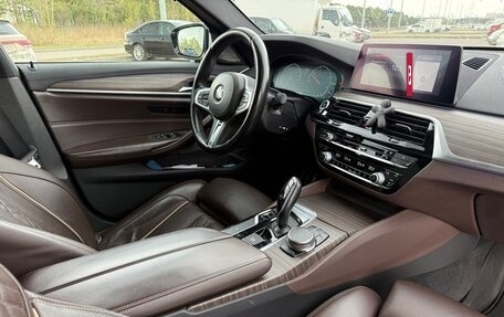 BMW 5 серия, 2019 год, 4 350 000 рублей, 19 фотография
